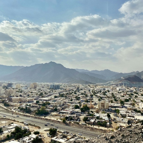 Yemen | Aden: Between Volcano and Sea